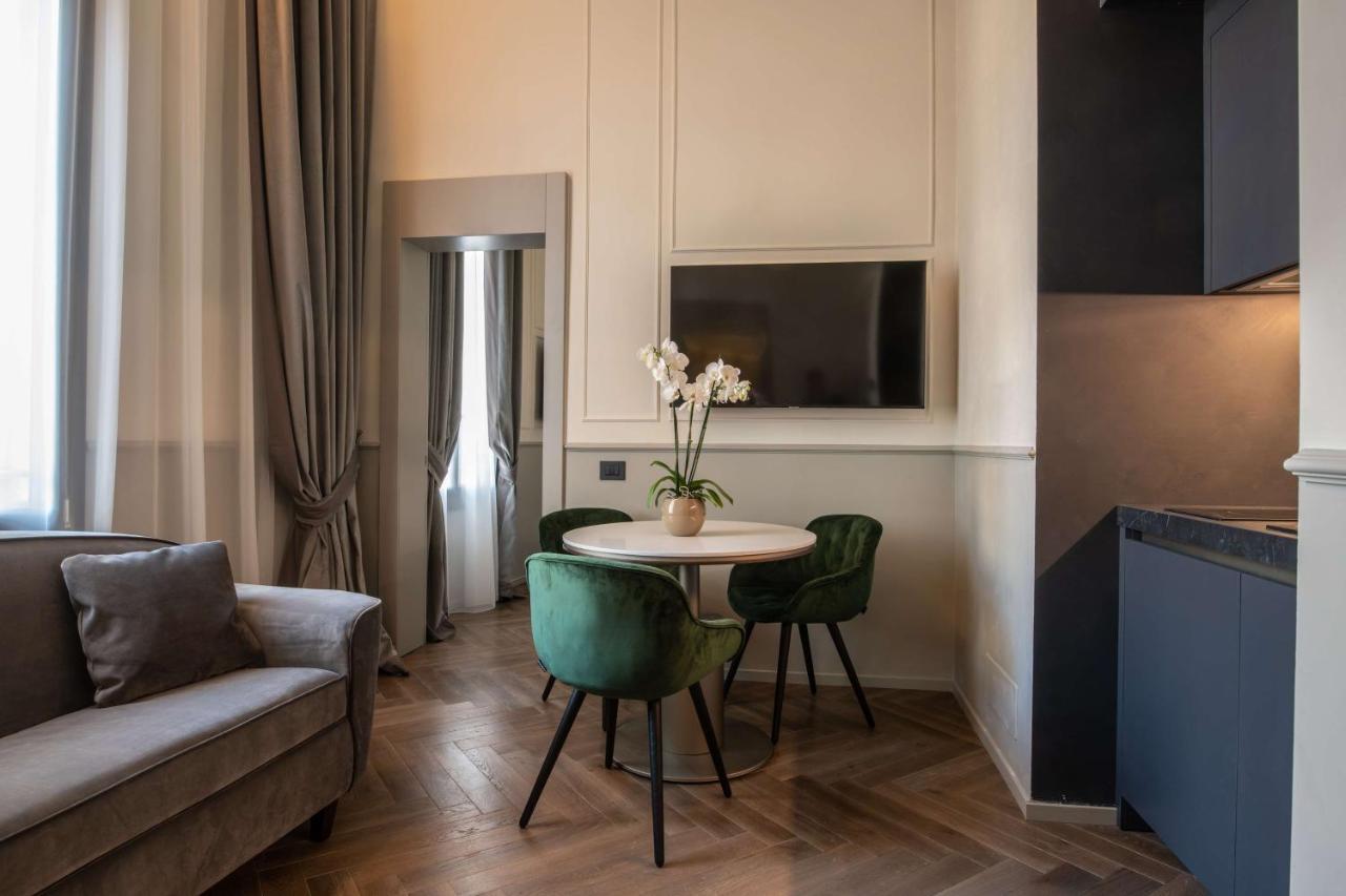 Luxury Apartments Palazzo Nani Venecia Exterior foto